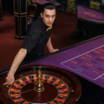 Where does gas optimisation reduce per-spin costs in online crypto roulette?